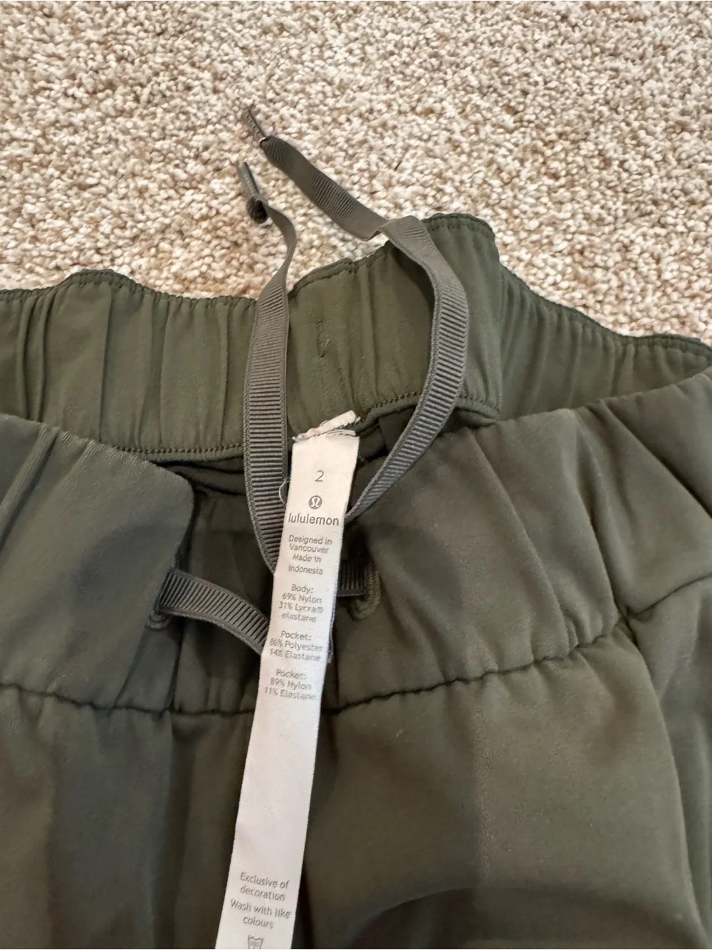 lululemon Olive Green Elastic Waist Pull-On Pants
